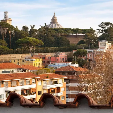 La Terrazza Sul Vaticano 8vo Piano - La Cupola 4*